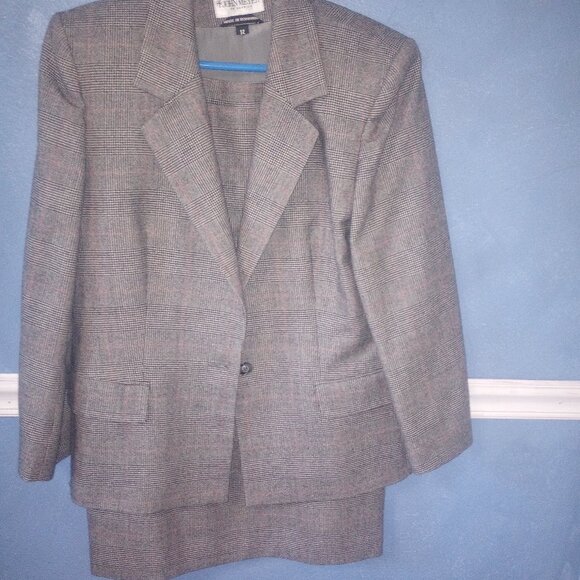 John Meyer Lady 2pc Wool Suit - Picture 1 of 5